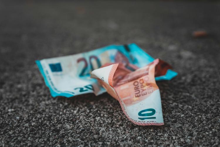 Lohnt sich der Rabatt den Weg? Die versteckten Kosten des Einkaufens